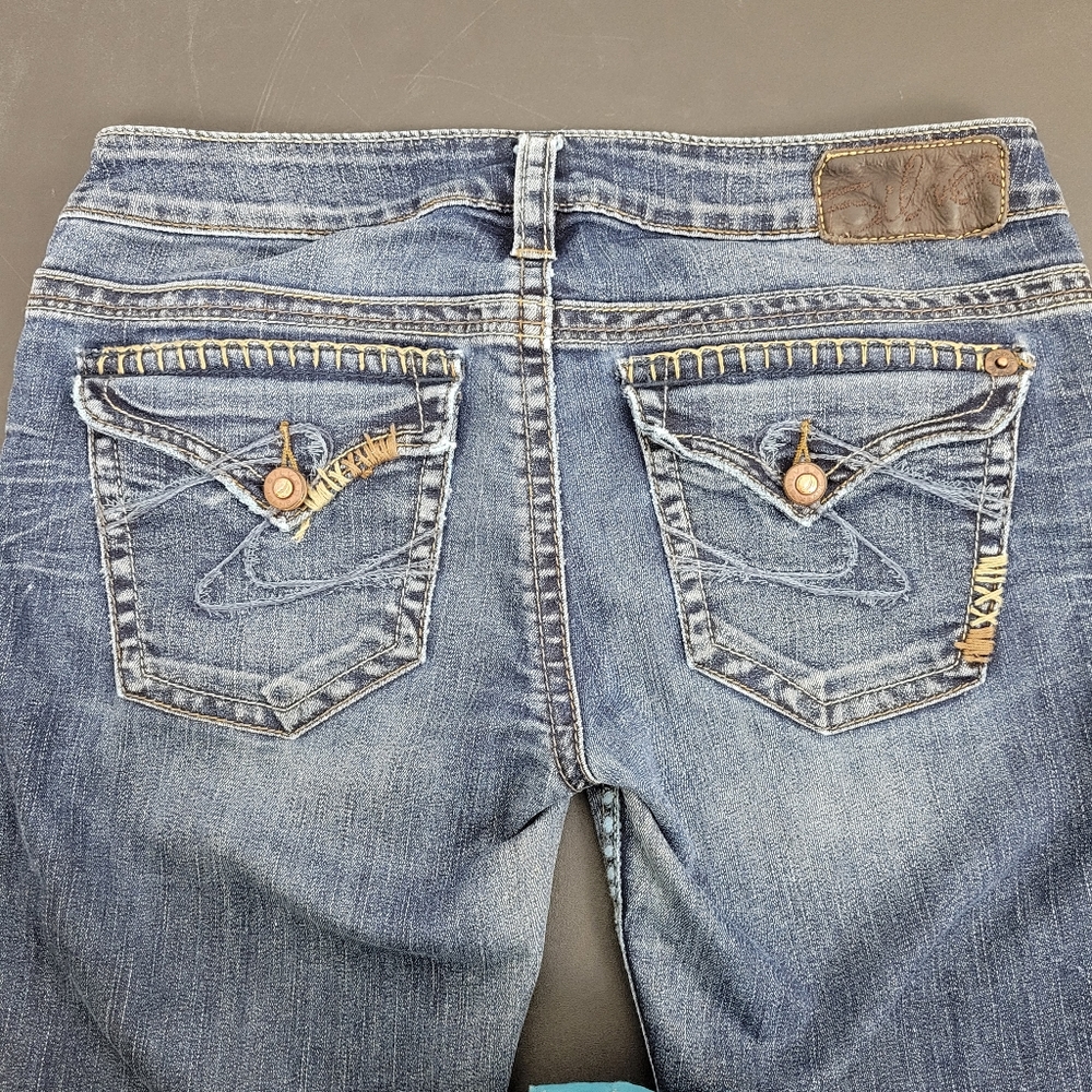 Silver Tuesday Flap Jeans - Picture 9 of 15